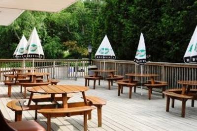 фото отеля Normandale Century Inn