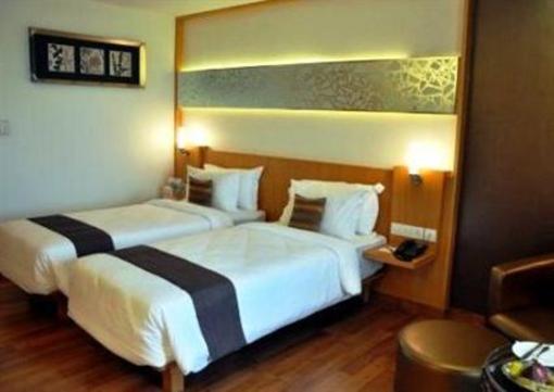 фото отеля Lineage Hotel