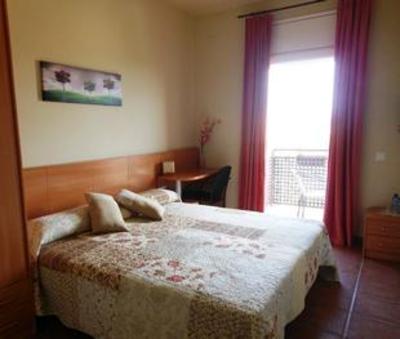 фото отеля Hostal Sant Roc