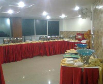 фото отеля Hotel Karat87 Inn