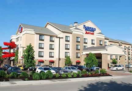 фото отеля Fairfield Inn & Suites Kelowna