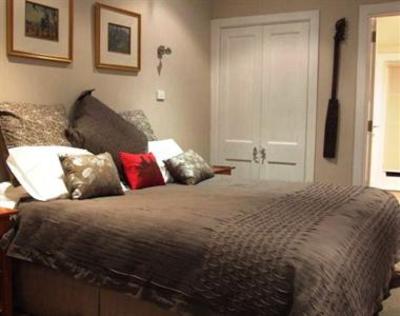 фото отеля Rosefield Bed and Breakfast
