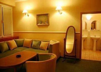 фото отеля Hotel Hubert Nove Zamky