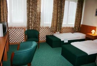 фото отеля Hotel Hubert Nove Zamky