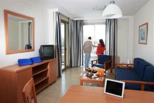 фото отеля Neptuno Apartments Roquetas de Mar