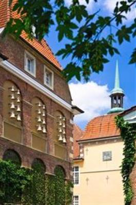 фото отеля SportSchloss Velen