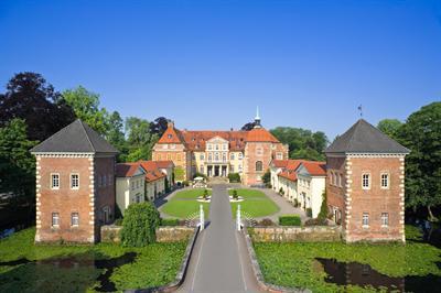 фото отеля SportSchloss Velen