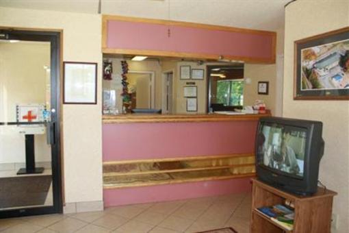 фото отеля Travel Inn Laurens