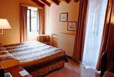 фото отеля Hotel Bettina Mergozzo