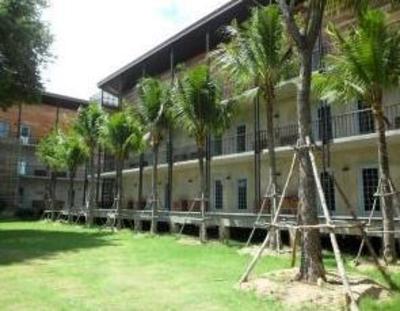 фото отеля Ninth Hotel Leamchabang
