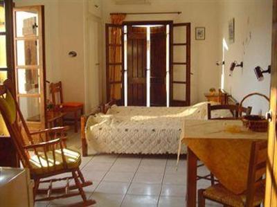 фото отеля Kiveli Apartments