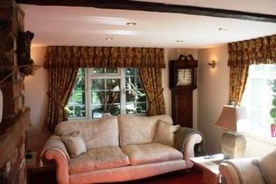 фото отеля The Chestnuts Guest House Atherstone