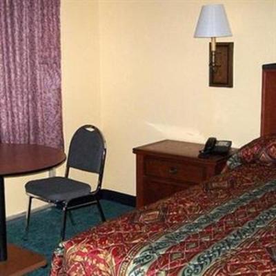 фото отеля Regency Inn Forrest City