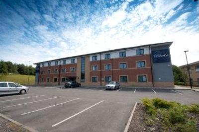 фото отеля Travelodge Dunfermline