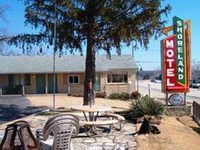 The Shoreland Motel