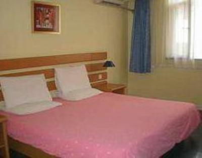 фото отеля Home Inn (Wuhan Luoshi South Road)