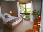 фото отеля Rainforest Apartments Mission Beach