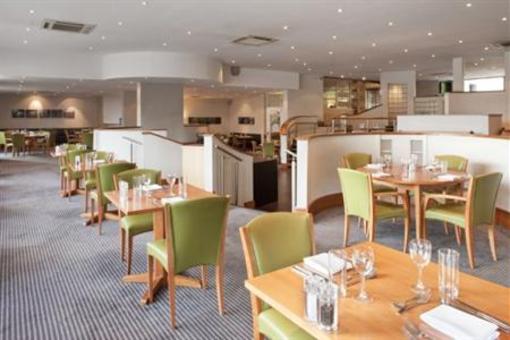 фото отеля Holiday Inn Cardiff City Centre