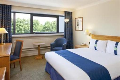 фото отеля Holiday Inn Cardiff City Centre