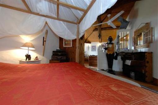 фото отеля Domaine De Peyron Bed & Breakfast Saint-Cricq-Chalosse