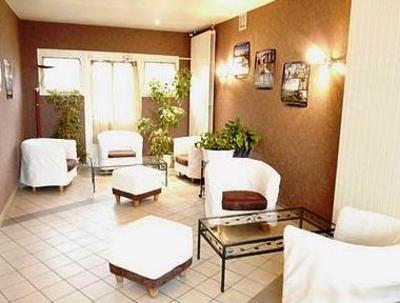 фото отеля Logis La Venise Verte Hotel Soulaines-Dhuys