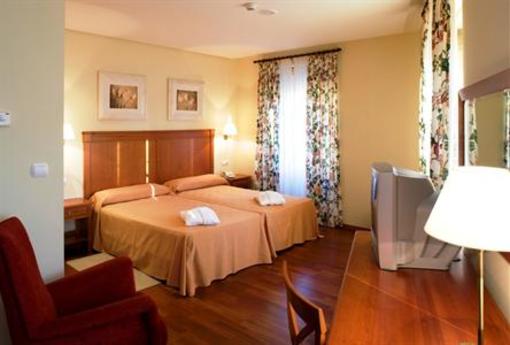 фото отеля Hotel La Virgen Termas de Cuntis