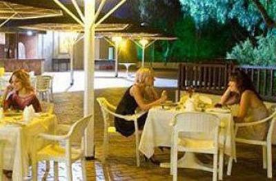 фото отеля Black Mountain Leisure & Conference Hotel