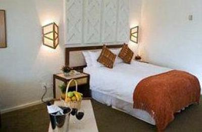 фото отеля Black Mountain Leisure & Conference Hotel
