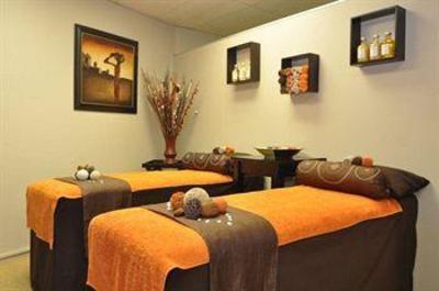фото отеля Black Mountain Leisure & Conference Hotel