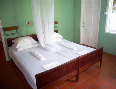 фото отеля Green Roof Inn Carriacou