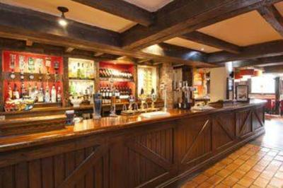 фото отеля Premier Inn Manchester Handforth