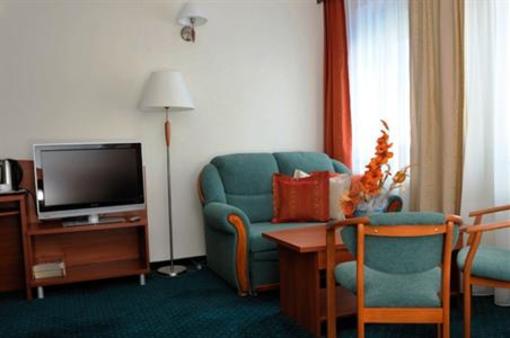 фото отеля Rest Hotel Warsaw