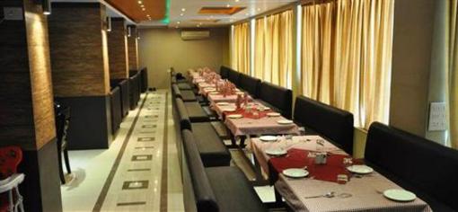 фото отеля Hotel Vrindavan Regency