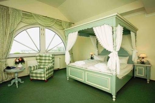фото отеля Landhotel Im Flaeming Niemegk