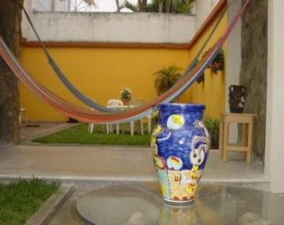 фото отеля Hostal Los Lagos Inn