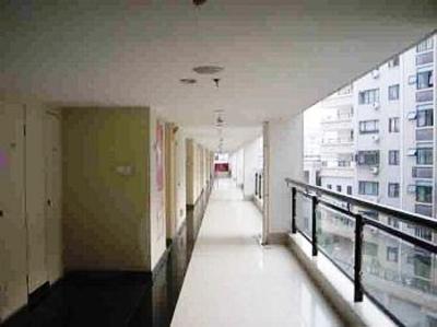 фото отеля Jiangnan Renjia Apartment Hotel