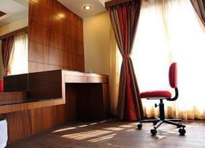 фото отеля Hotel Lindsay Kolkata