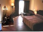фото отеля Hotel Lindsay Kolkata