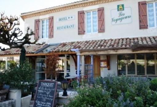 фото отеля Logis Les Voyageurs