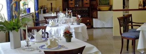 фото отеля Gastehaus Petit Chateau