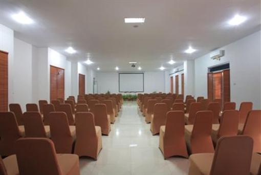 фото отеля Narmada Convention Hall
