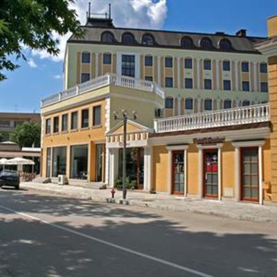 фото отеля Danube Hotel