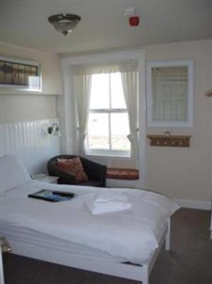 фото отеля Rosegarth Guest House