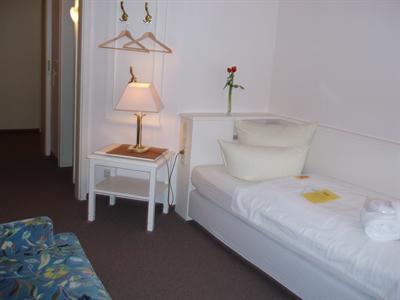 фото отеля Hotel Sylter Hof & Villa Kristina