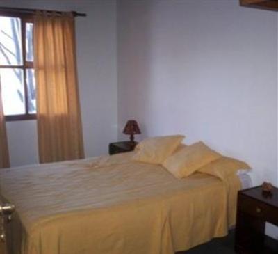 фото отеля Hostal De La Laguna