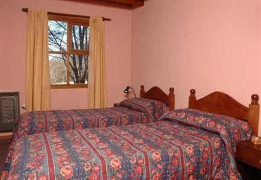 фото отеля Hostal De La Laguna