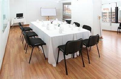 фото отеля Hotel Rosales Plaza