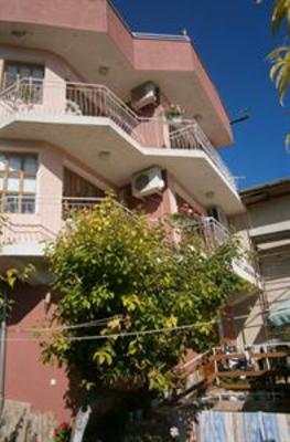 фото отеля Jotina Guest House