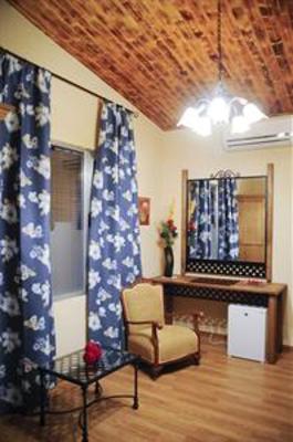 фото отеля Hostal Rural Los Rosales