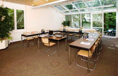 фото отеля Taunus Tagungshotel Friedrichsdorf